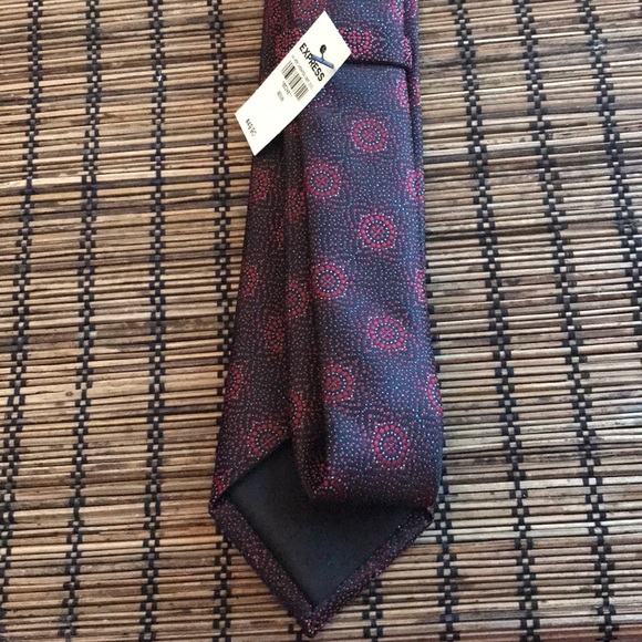 NWT Express Tie - Picture 3 of 3